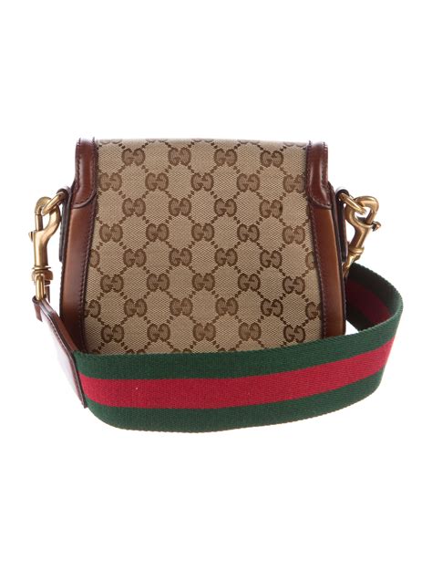 grey gucci crossbody bag on body|Gucci crossbody with thick strap.